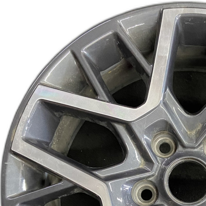 18" WRANGLER 24 18x7.5 20 spoke opt WPA Original OEM Wheel Rim - Angle View