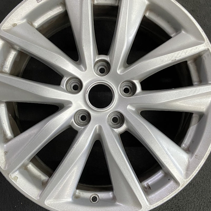 17" INFINITI Q50 16-17 17x7.5 alloy 5 V spoke machine finish Original OEM Wheel - Angle View