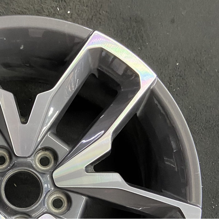 20" WRANGLER 24 20x8 5 spoke open spoke opt WRA Original OEM Wheel Rim - Close-Up Detail