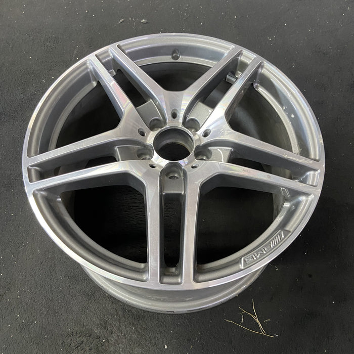 19" MERCEDES SLS 11-14 197 Type; 19x9.5, 10 spoke, 5 pairs Original OEM Wheel - Close-Up Detail