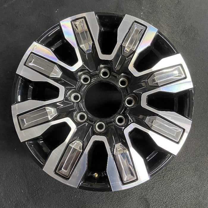 20" SIERRA 2500 PICKUP 24 20x8.5 8 spoke raised spoke machined with black - Front View