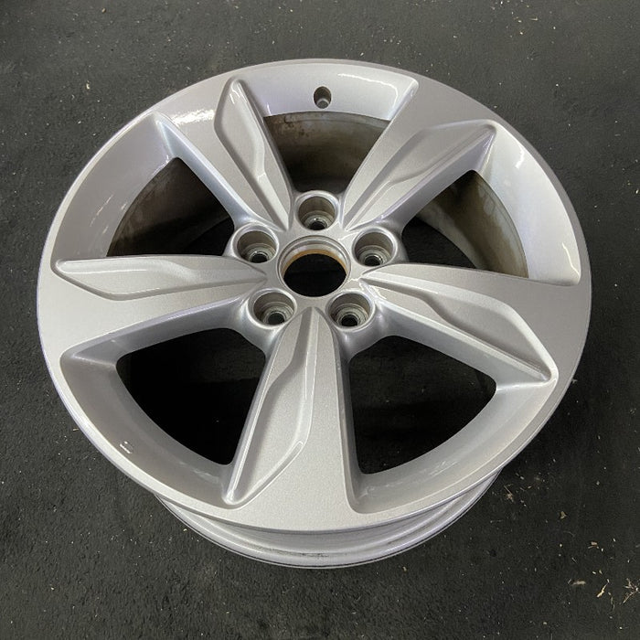 18" ODYSSEY 18-20 18x7.5 alloy 5 spoke w/o machined face; light gray Original - View 8