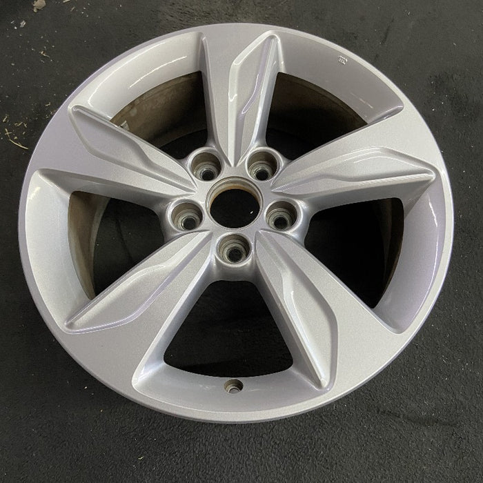 18" ODYSSEY 18-20 18x7.5 alloy 5 spoke w/o machined face; light gray Original OEM Wheel Rim