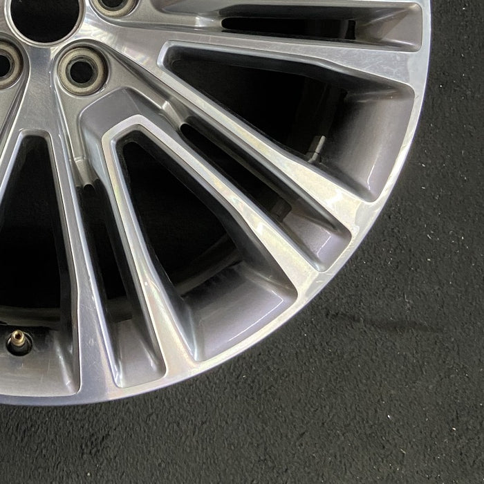 20" MKX 16-18 20x8 aluminum 20 spoke machined face with background Original OEM Wheel Rim