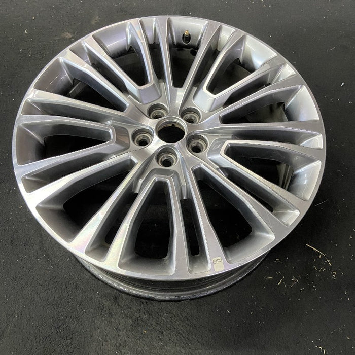 20" MKX 16-18 20x8 aluminum 20 spoke machined face with background Original OEM Wheel Rim