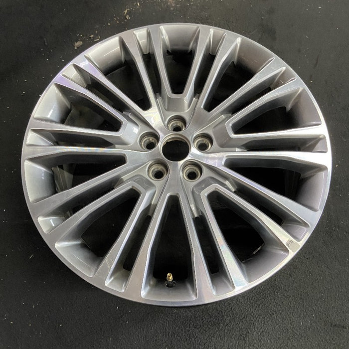 20" MKX 16-18 20x8 aluminum 20 spoke machined face with background Original OEM Wheel Rim