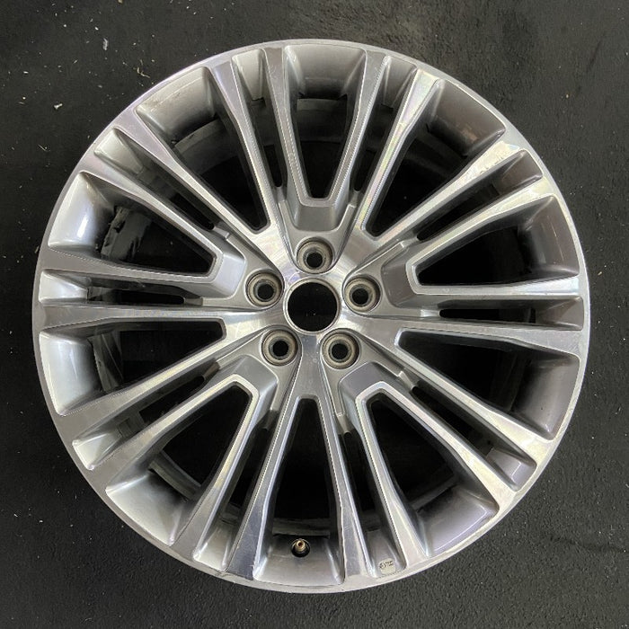 20" MKX 16-18 20x8 aluminum 20 spoke machined face with background Original OEM Wheel Rim