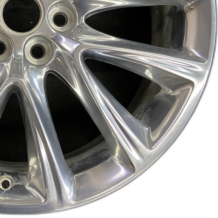 20" ENCLAVE 18-20 20x8 12 spoke opt SQ7 Original OEM Wheel Rim - Close-Up Detail