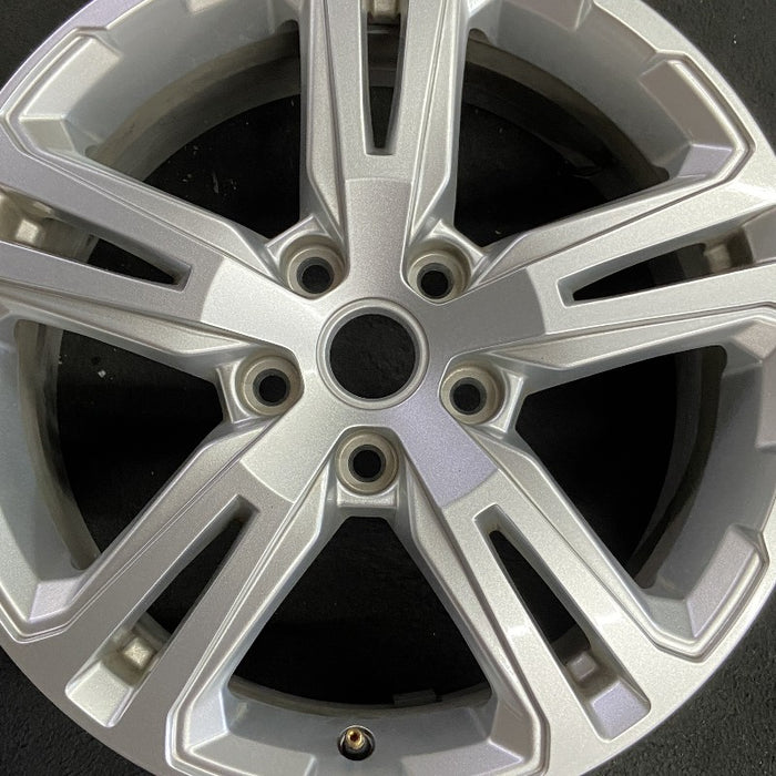 17" TERRAIN 18-21 17x7 opt RSB Original OEM Wheel Rim - Angle View
