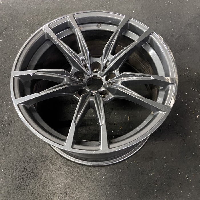 18" BMW M3 21-24 18x9.5 5 V spoke Original OEM Wheel Rim - View 8