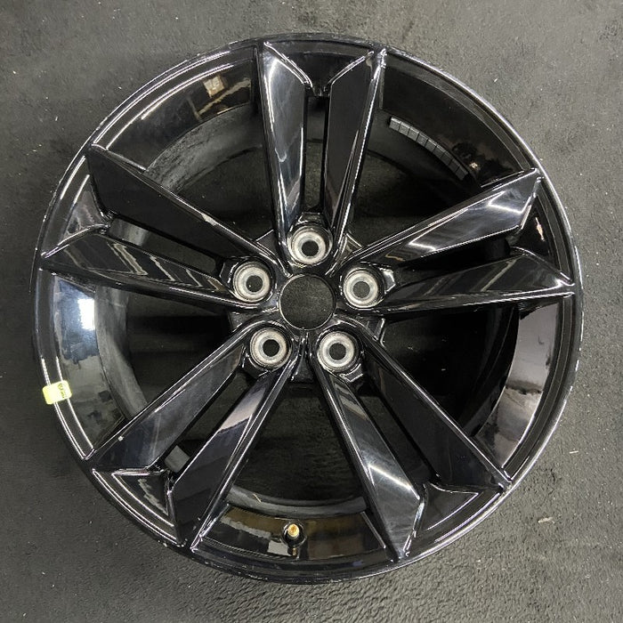 18" MUSTANG 24 18x8.5 5 split spoke Original OEM Wheel Rim - Additional View