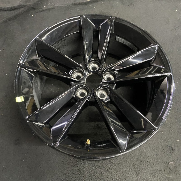 18" MUSTANG 24 18x8.5 5 split spoke Original OEM Wheel Rim - View 7