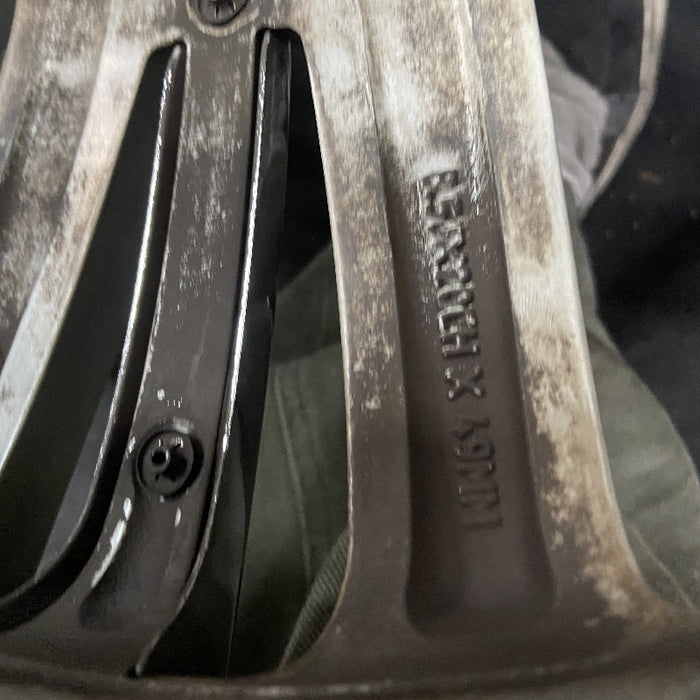 20" XK 09 20x8.5 5 tri-spoke chrome accents dark gray Original OEM Wheel Rim