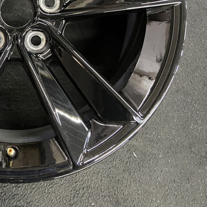 18" MUSTANG 24 18x8.5 5 split spoke Original OEM Wheel Rim - Back View