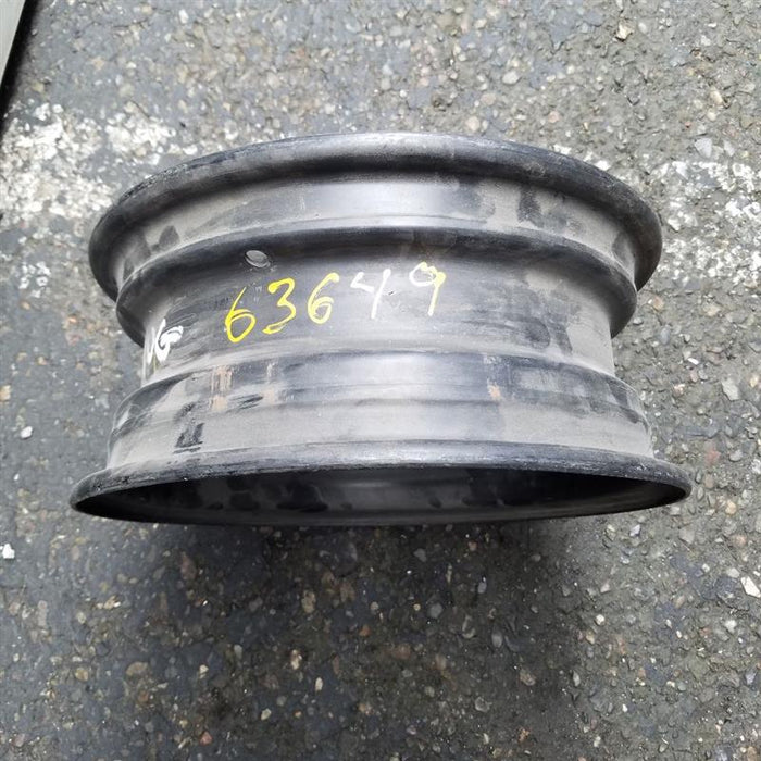 13" ACCORD 82 13x5 Original OEM Wheel Rim - Close-Up Detail