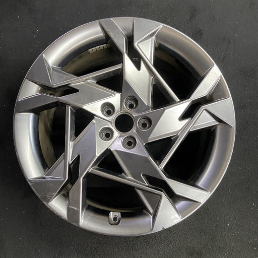 21" GV60 23-24 21x8.5 Original OEM Wheel Rim - Front View