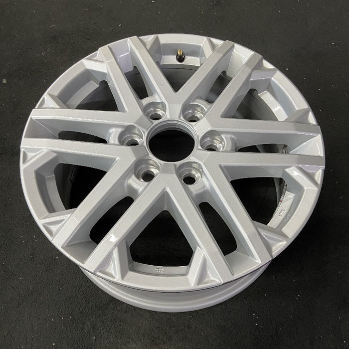 18" SEQUOIA 23-24 18x7.5 6 double spoke silver Original OEM Wheel Rim - View 8