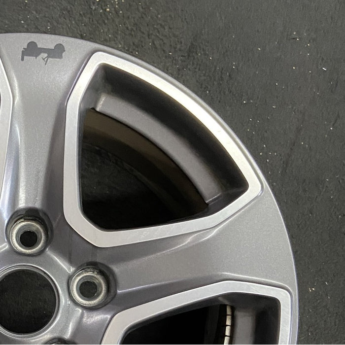 17" WRANGLER 18 VIN X 6th digit JL body 17x7.5 5 spoke aluminum straight spoke w/o recessed outer spoke; polished with spokes opt WBG granite crystal Original OEM Wheel Rim