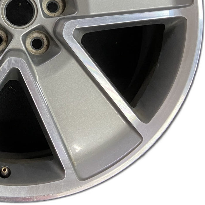 21" CAMARO 13-14 21x8.5 frt 5 single spoke gray Original OEM Wheel Rim - Close-Up Detail