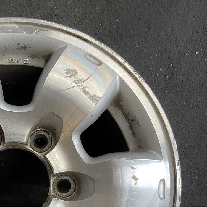 15" PATHFINDER 96 15x7 alloy SE Original OEM Wheel Rim - Close-Up Detail