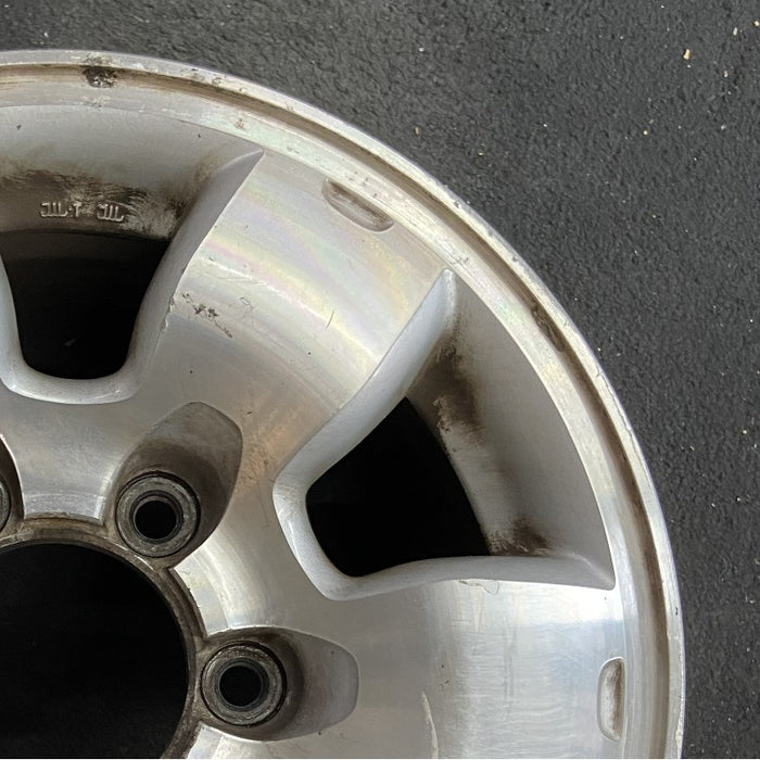 15" PATHFINDER 96 15x7 alloy SE Original OEM Wheel Rim - Close-Up Detail