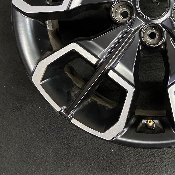 18" SANTA CRUZ 22 18x7.5 alloy Original OEM Wheel Rim