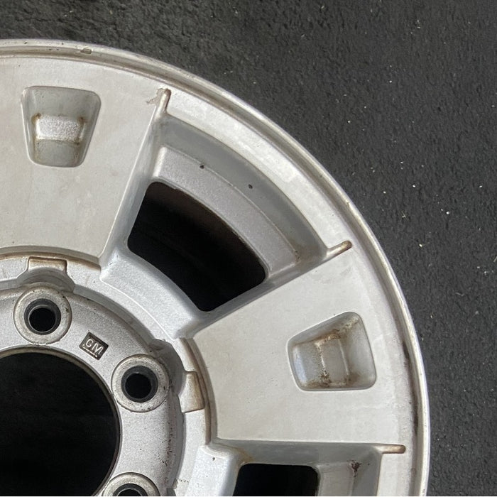 15" CANYON 04-05 15x7 opt N90 5 spoke opt N90 Original OEM Wheel Rim - Close-Up Detail