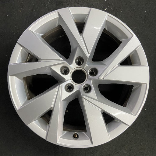 18" ATLAS CROSS SPORT 20-22 18x8 silver Original OEM Wheel Rim - Front View