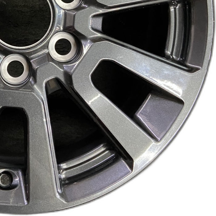 18" LAND CRUISER 24 18x7 Original OEM Wheel Rim - Close-Up Detail