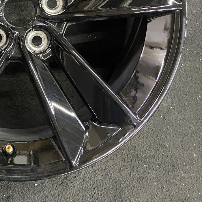 18" MUSTANG 24 18x8.5 5 split spoke Original OEM Wheel Rim - Back View