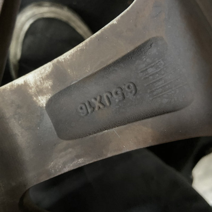 16" ELANTRA 14-16 16x6.5 alloy Sdn 10 spoke w/o machined face; w/o Original OEM Wheel Rim