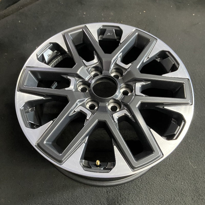 20" SEQUOIA 23-24 20x8 open spoke 6 spoke machined face with black pockets Original OEM Wheel Rim