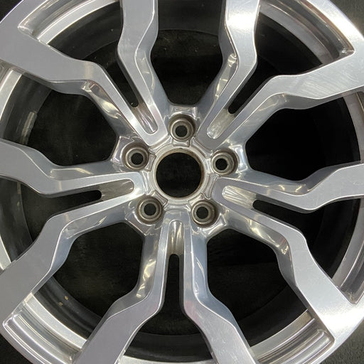 19" AUDI R8 10 19x8.5 frt polished Original OEM Wheel Rim - Angle View