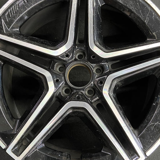 20" MERCEDES GLE-CLASS 20-22 167 Type GLE450 20x9 black pockets rear ET 44 - Angle View