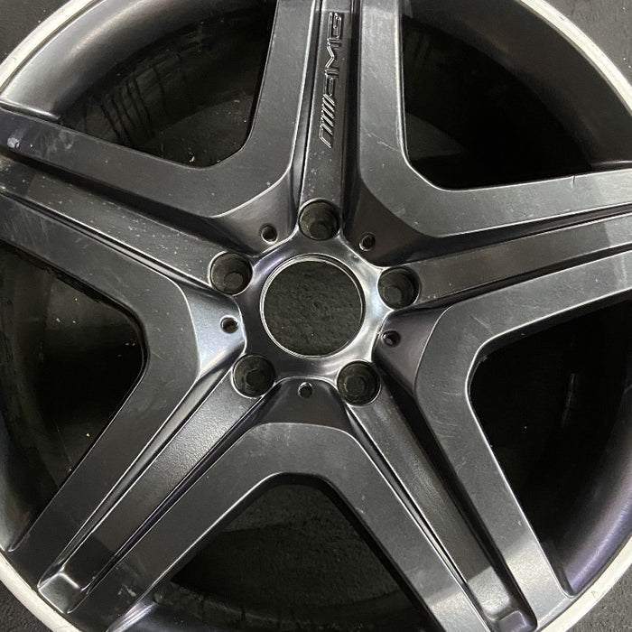 20" MERCEDES G-CLASS 13 463 Type; G63 20x9.5 black Original OEM Wheel Rim - Angle View