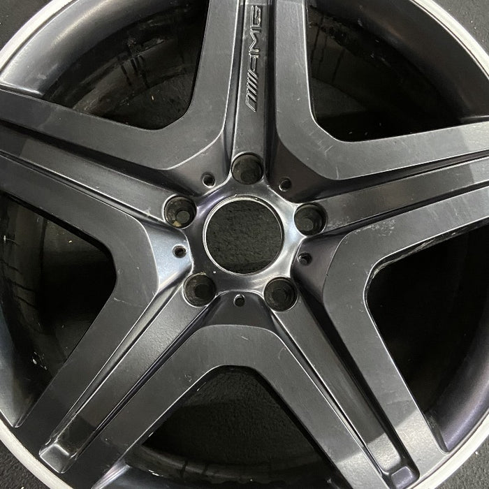 20" MERCEDES G-CLASS 13 463 Type; G63 20x9.5 black Original OEM Wheel Rim - Angle View