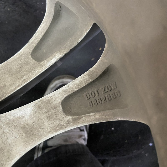 18" BMW X3 15-17 18x8 alloy 5 spoke V spoke design silver dimple inside spoke - View 9