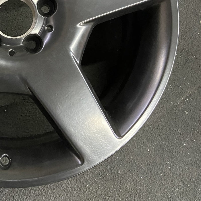 19" MERCEDES ML-CLASS 06-07 164 Type; ML350 19x8 5 spoke flat spokes AMG - Back View