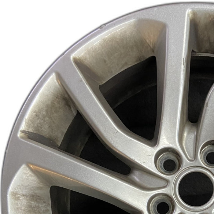18" DISCOVERY SPORT 16-19 18x8 alloy 5 spoke angled V spoke silver Original OEM - Angle View