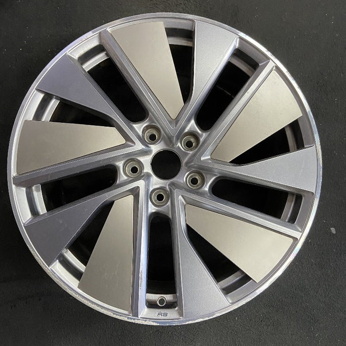 21" E-TRON GT 22 21x9.5 Original OEM Wheel Rim - Front View