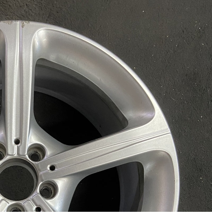 19" MERCEDES CLS-CLASS 19-21 257 Type CLS450 19x9 5 spoke Original OEM Wheel Rim - Close-Up Detail