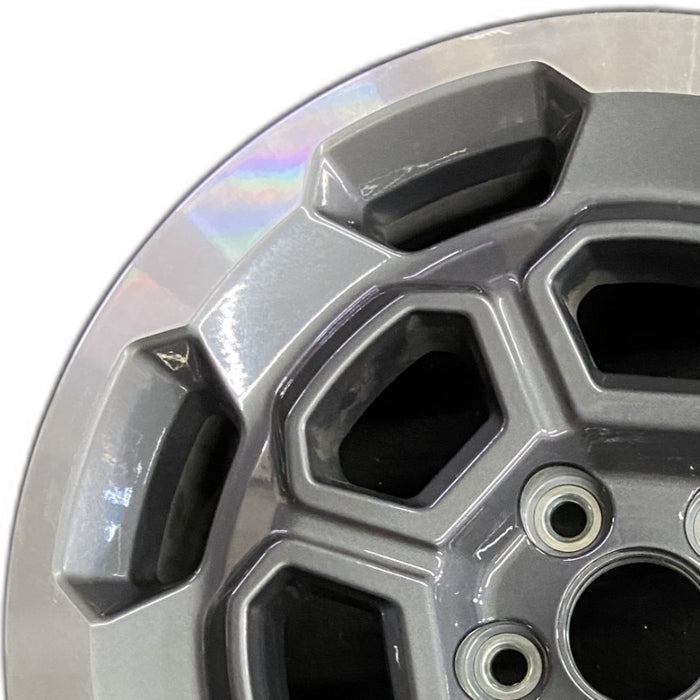 18" RIDGELINE 25 18x8 5 spoke open spoke machined dark gray Original OEM Wheel - Angle View