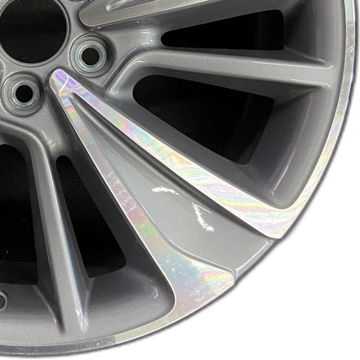 20" MDX 17 20x8 alloy machine face alternating spoke Original OEM Wheel Rim - Close-Up Detail