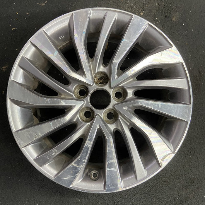 16" COROLLA 17-18 Sdn 16x6.5 alloy 15 spoke angled spoke machined finish silver inlay Original OEM Wheel Rim