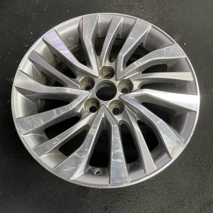 16" COROLLA 17-18 Sdn 16x6.5 alloy 15 spoke angled spoke machined finish silver inlay Original OEM Wheel Rim