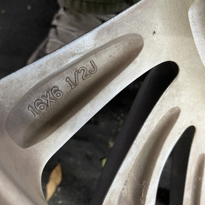 16" COROLLA 17-18 Sdn 16x6.5 alloy 15 spoke angled spoke machined finish silver inlay Original OEM Wheel Rim