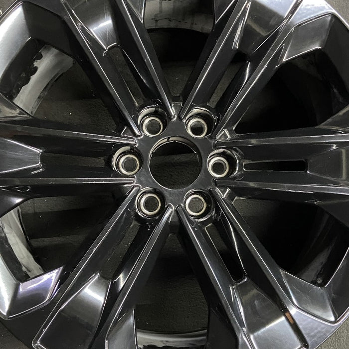 22" BLAZER EV 24 22x9.5 opt PHY Original OEM Wheel Rim - Angle View