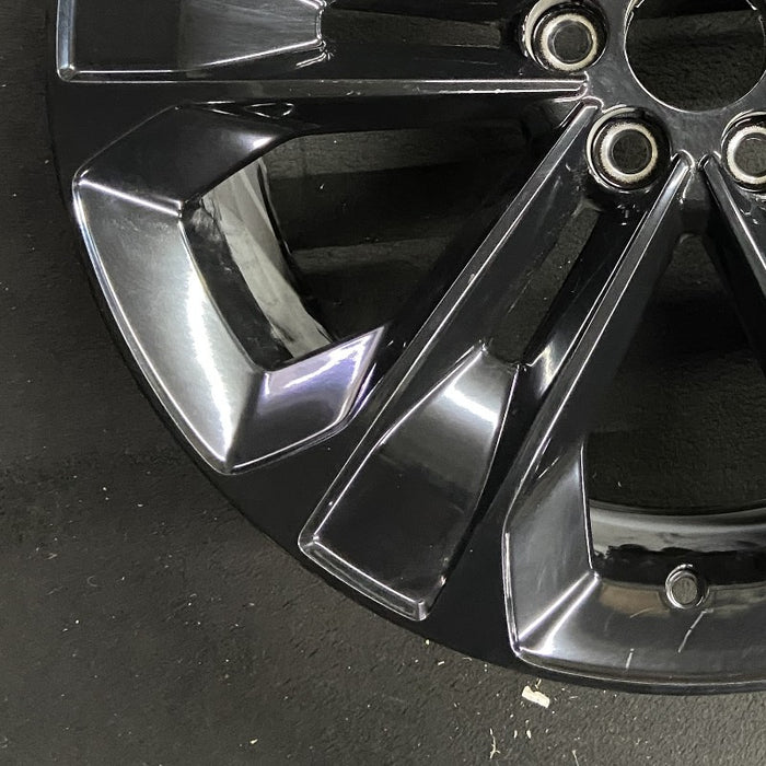 22" BLAZER EV 24 22x9.5 opt PHY Original OEM Wheel Rim - Additional View