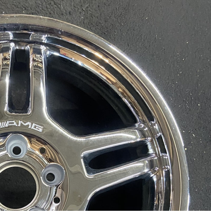 17" MERCEDES C-CLASS 02-04 203 Type; C32 Sdn 17x8.5 rear Original OEM Wheel Rim - Close-Up Detail