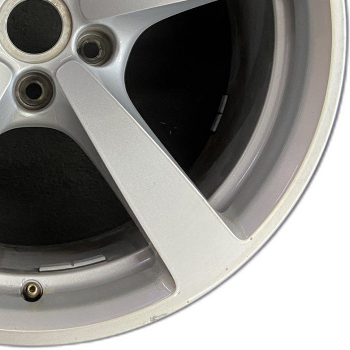18" PORSCHE MACAN 15-18 18x9 5 individual spokes Original OEM Wheel Rim - Close-Up Detail
